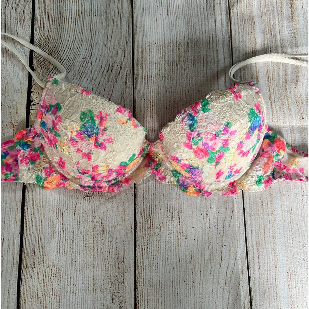 PINK Victoria’s Secret Bra